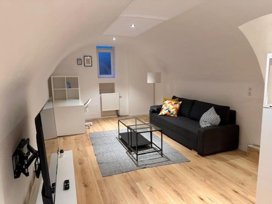 Especially Souterrain Apartment Heilbronn Eksteriør billede