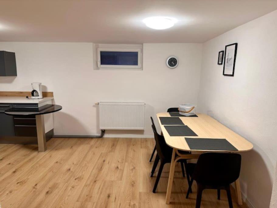 Especially Souterrain Apartment Heilbronn Eksteriør billede